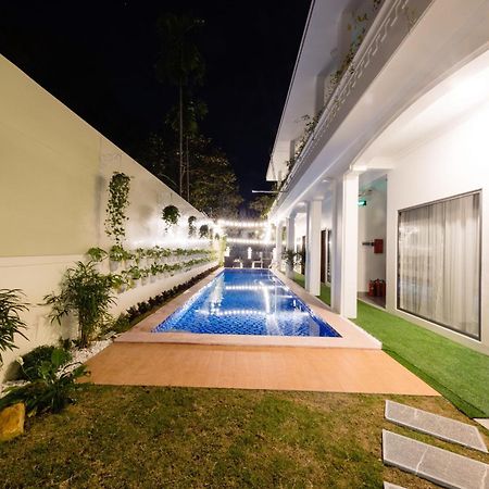 Dkd Trio Hotel Hue Luaran gambar